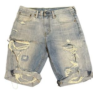 Men’s Levi’s 508 Light Wash Denim Shorts (size men 31 waste)